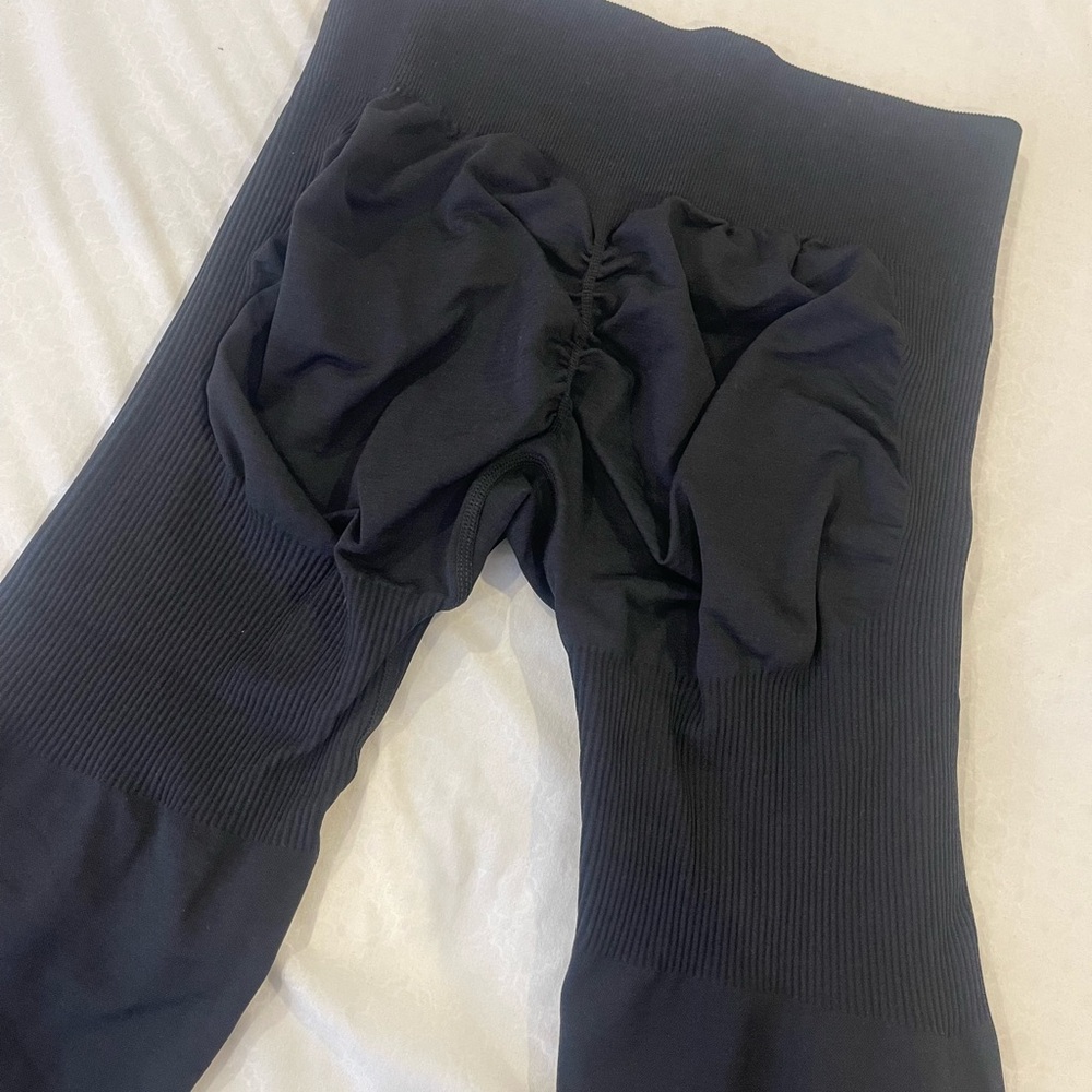 Lazulilabel black leggings